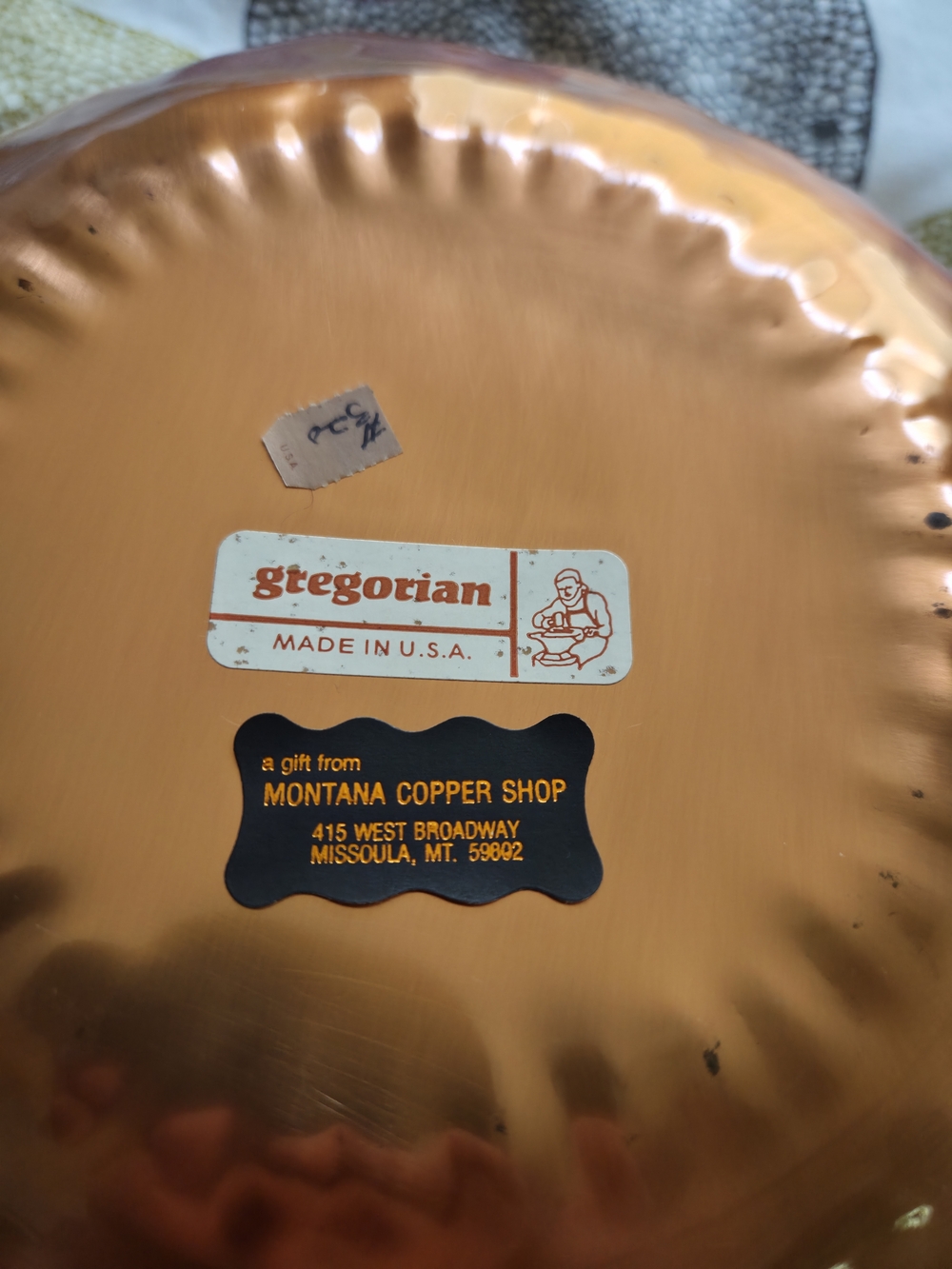 Gregorian..Hammered Copper Decorative Bowl - Warm Copper Tone - Picture 3 of 7